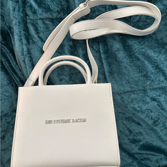 Brandon Blackwood ESR Purse - Picture 2 of 5